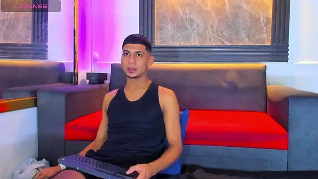 ALEX KEITH26 online show from 04/17/26, 11:57