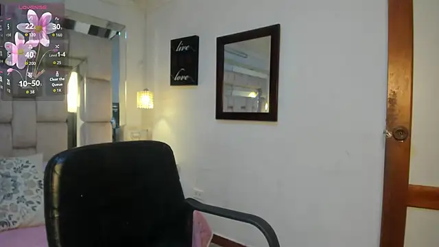 SofiaMilfx69 online show from 03/19/26, 01:48