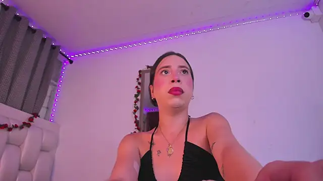 Snapshot of dirty_sexx_ chatting on 02/10/26, 06:45 dirty sexx online show from 02/10/26, 06:45