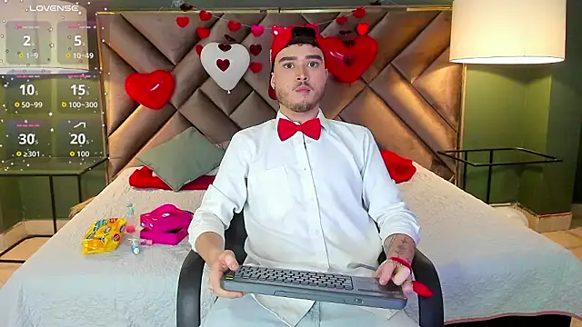 Snapshot of Salvattore_Muller chatting on 02/15/26, 09:11 Salvattore Muller online show from 02/15/26, 09:11