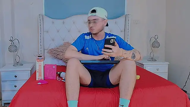 Snapshot of Salvattore_Muller chatting on 03/03/26, 04:46 Salvattore Muller online show from 03/03/26, 04:46