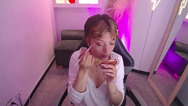 melodyy as online show from 02/13/26, 01:51