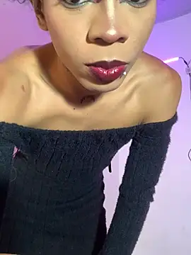 Snapshot of julietha_sexy chatting on 05/16/26, 03:58 julietha sexy online show from 05/16/26, 03:58