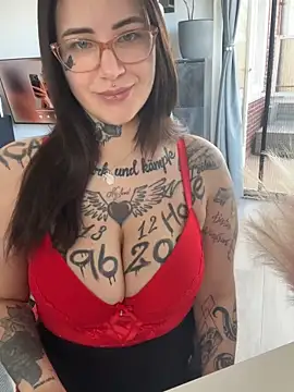 NyxTattoo online show from 04/09/26, 08:20