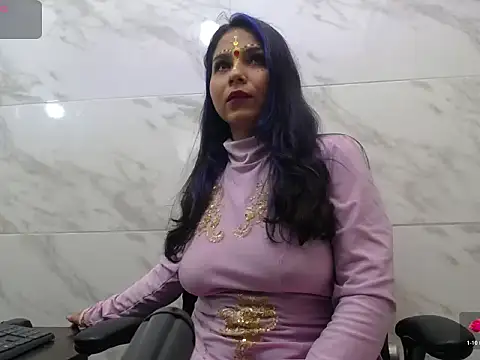 jasmine700141 online show from 02/03/26, 07:19