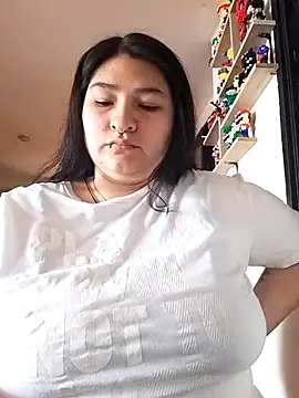 LauraHorny69 online show from 04/26/26, 03:32