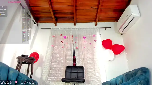 Snapshot of dulce_y_Jhoselin chatting on 02/14/26, 08:38 dulce y Jhoselin online show from 02/14/26, 08:38