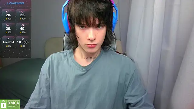 LeonBoykisser online show from 05/24/26, 07:24