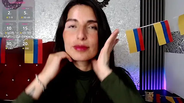 MiaVelasquez01 online show from 06/18/26, 05:06