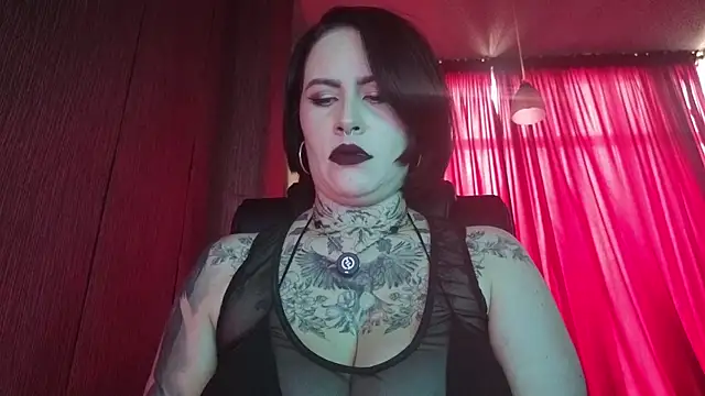 Mistressolivia07 online show from 05/30/26, 04:48