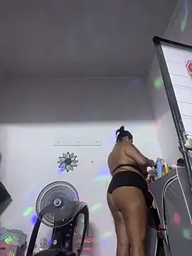 MorenaCariok online show from 04/01/26, 06:16