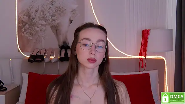 Emily Simon online show from 03/02/26, 05:52