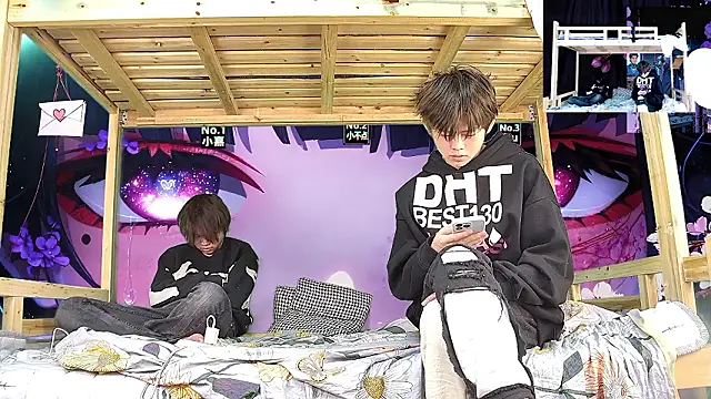 xiaohuangren01 online show from 02/03/26, 01:37