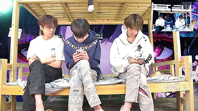 xiaohuangren01 online show from 02/28/26, 02:01