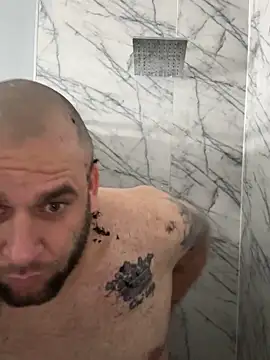 Snapshot of J_thebeastxxx chatting on 03/15/26, 10:38 J thebeastxxx online show from 03/15/26, 10:38