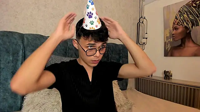 Alhan Twink online show from 06/02/26, 05:42