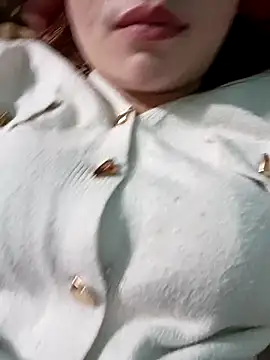 lylinhjim online show from 01/18/26, 08:34