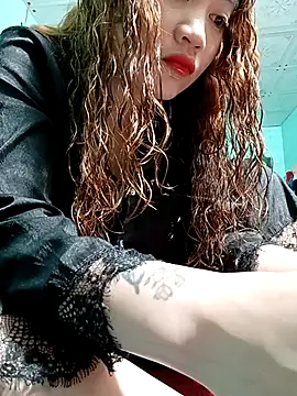 lylinhjim online show from 02/08/26, 02:37