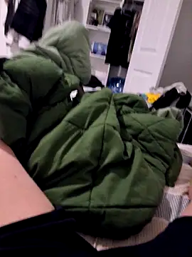 Snapshot of Tom32828 chatting on 02/28/26, 07:20 Tom32828 online show from 02/28/26, 07:20