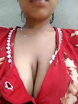 knightqueen12 online show from 02/03/26, 05:27