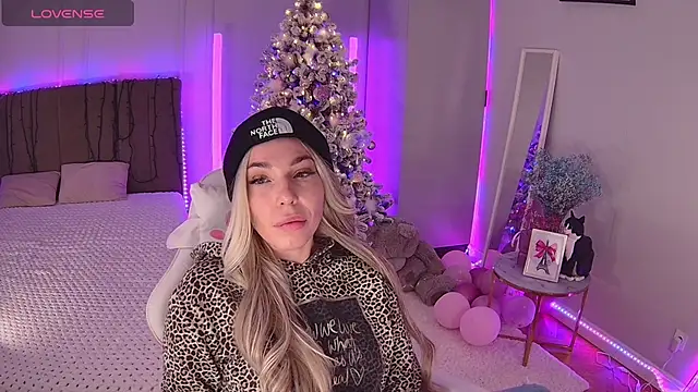 Snapshot of Daysy_Wood chatting on 01/14/26, 11:38 Daysy Wood online show from 01/14/26, 11:38