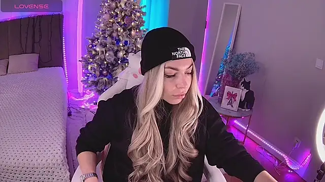 Snapshot of Daysy_Wood chatting on 01/15/26, 07:57 Daysy Wood online show from 01/15/26, 07:57