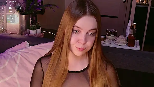 Snapshot of bratwifelina chatting on 02/27/26, 07:47 bratwifelina online show from 02/27/26, 07:47