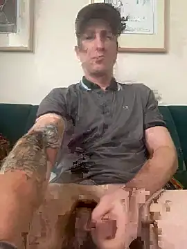 Snapshot of Pussyeating2025@xh chatting on 06/15/26, 11:40 Pussyeating2025xh online show from 06/15/26, 11:40