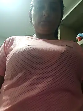 Snapshot of Luna_seductora12 chatting on 02/14/26, 12:07 Luna seductora12 online show from 02/14/26, 12:07