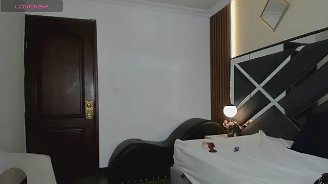 Ambarross  online show from 03/07/26, 01:30