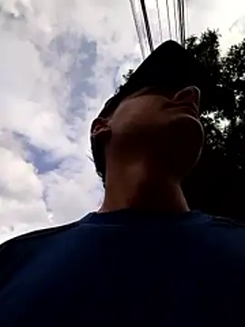 attractive-sexx online show from 04/18/26, 07:51