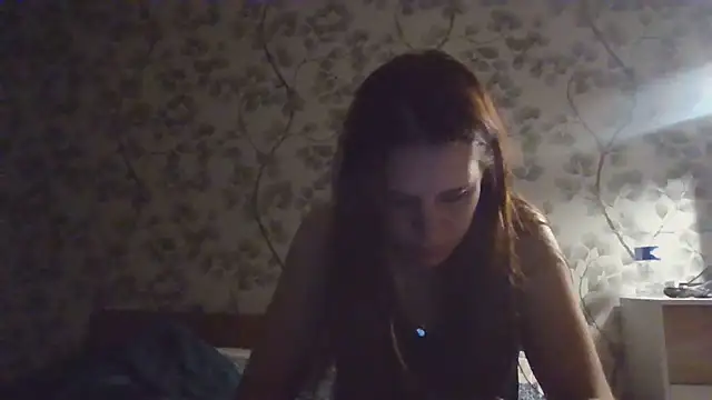 NyraLuna online show from 04/21/26, 07:50