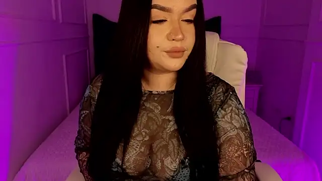 tinafox  online show from 04/11/26, 07:45