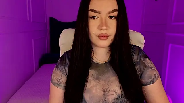 tinafox  online show from 04/23/26, 07:09