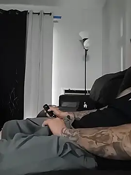 ThickaThuckDick07 online show from 05/25/26, 06:25