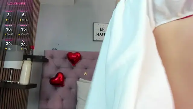 amber  moon1 online show from 02/14/26, 07:10