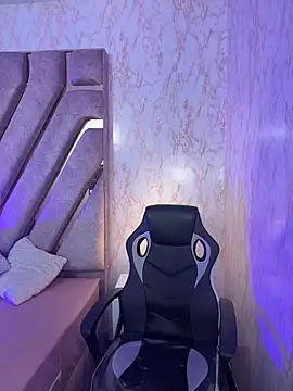 elodie rouge online show from 02/10/26, 12:42