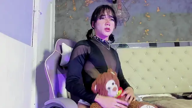 Snapshot of Swee_tMoon chatting on 01/15/26, 07:50 Swee tMoon online show from 01/15/26, 07:50