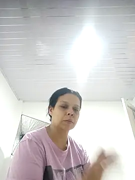 RossyAlvarez online show from 04/14/26, 03:34