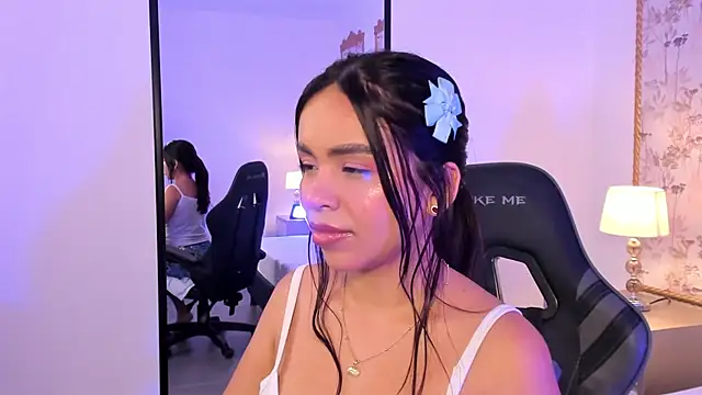 Snapshot of rubby_grundy chatting on 02/19/26, 11:45 rubby grundy online show from 02/19/26, 11:45