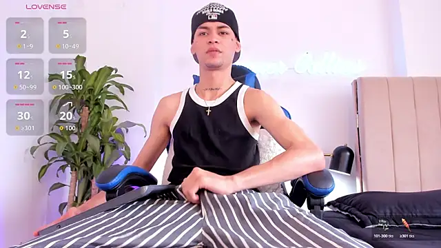 LennerCollins  online show from 05/30/26, 05:43