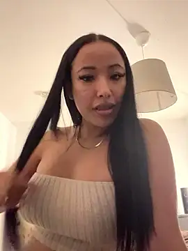 KianaSoraya online show from 01/15/26, 08:56