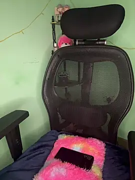 Praachiiii online show from 02/21/26, 11:06