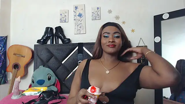 Natashabella    online show from 03/25/26, 09:54