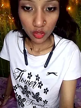 Maliha Chowdhury online show from 03/23/26, 05:39