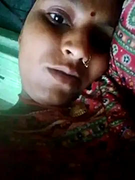 Snapshot of Juli_rathore chatting on 06/27/26, 12:04 Juli rathore online show from 06/27/26, 12:04