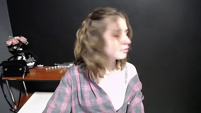 Sunny siren online show from 02/08/26, 02:31