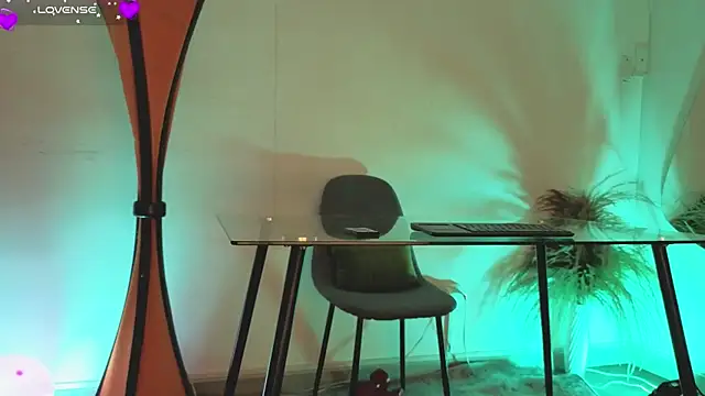 fransheskarossi online show from 04/08/26, 12:05