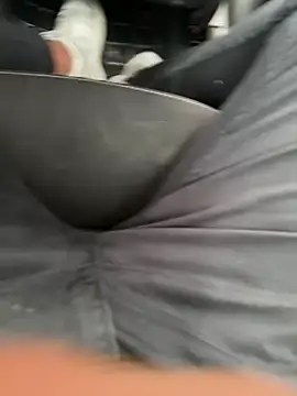 Snapshot of Novinho_Pauzudo_18cm chatting on 02/20/26, 01:22 Novinho Pauzudo 18cm online show from 02/20/26, 01:22