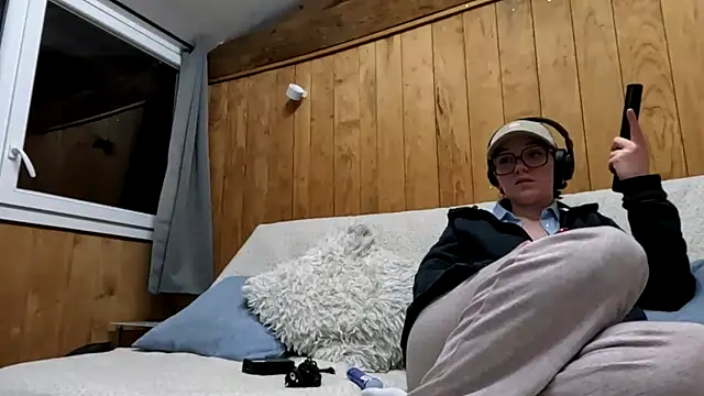 ju juliette online show from 03/12/26, 10:27